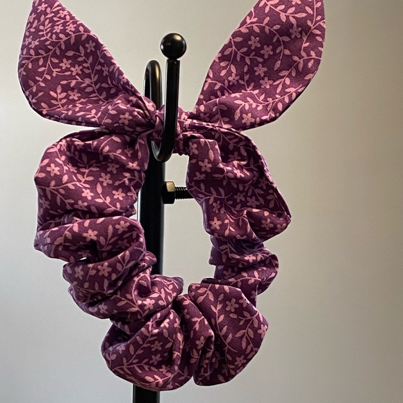 Stunning Bunny Ear Hair Scrunchie, Purple/Lilac. - Picture 2 of 4